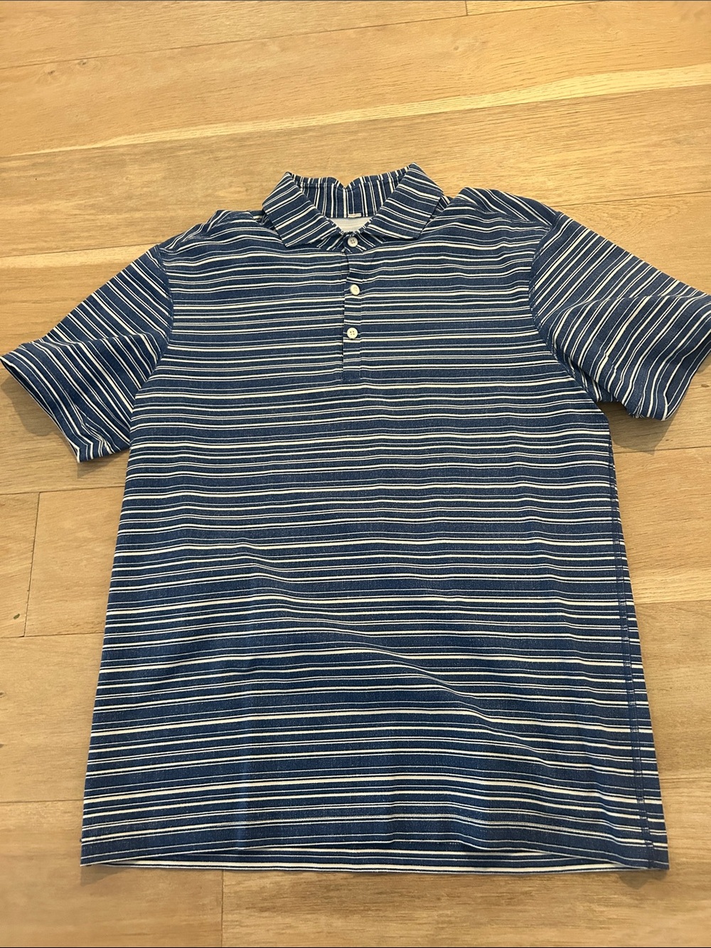 Men’s lululemon blue striped polo